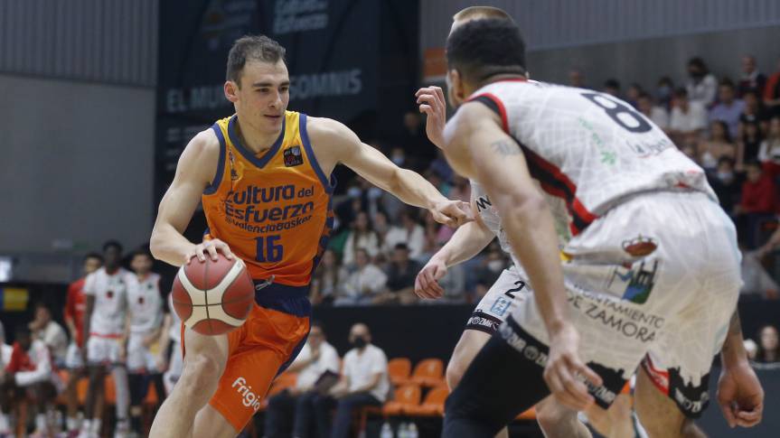 Heading to Zamora with a 15-point advantage after the first leg of the quarterfinals (91-76)