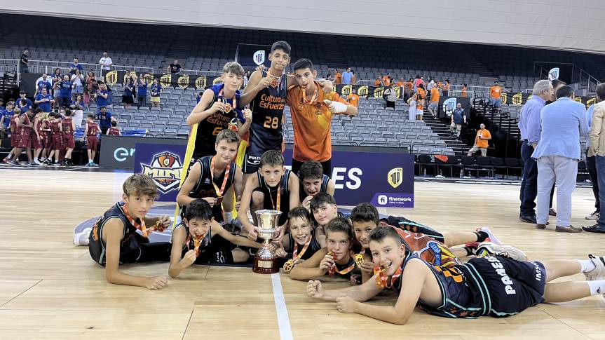 El alevín masculino se proclama Campeón de España y el femenino se cuelga el bronce