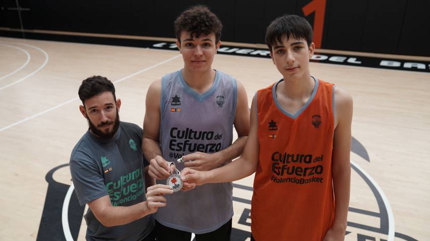 Carot, Gómez y Ricart valoran la medalla de plata en el Europeo U16M