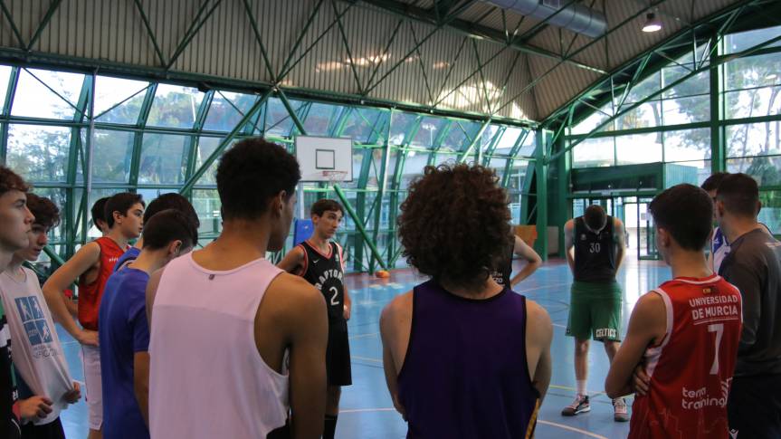 Llegan el XII Campus y la V Escuela de Navidad del Valencia Basket