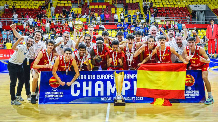 Kemu, Cebolla, Albert y Pizcueta, campeones de Europa U16M