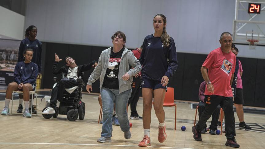 Valencia Basket begins the second season of “Training with Referents”, reinforcing its commitment to inclusion and values education.