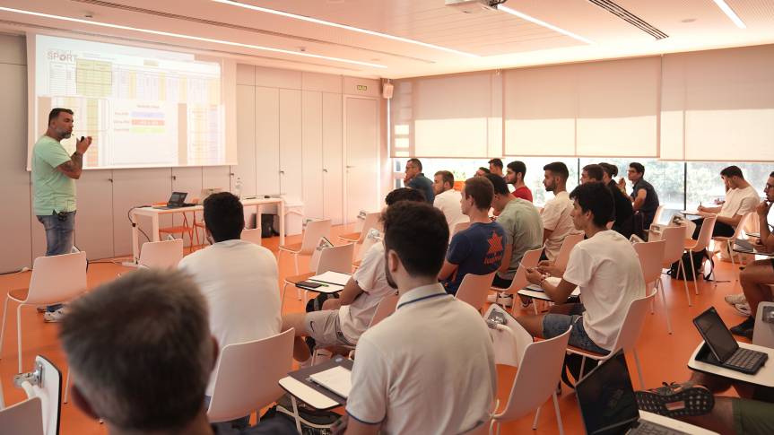 Seminario de Preparación Física: “La Tecnología ayuda mucho a la consecución de objetivos”