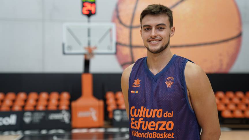 Bellver: “Llevo toda la vida en el Valencia Basket y es un sueño hecho realidad”