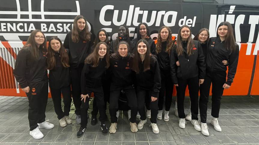 The women's U14 begins the adventure of the Mini Cup in Huelva
