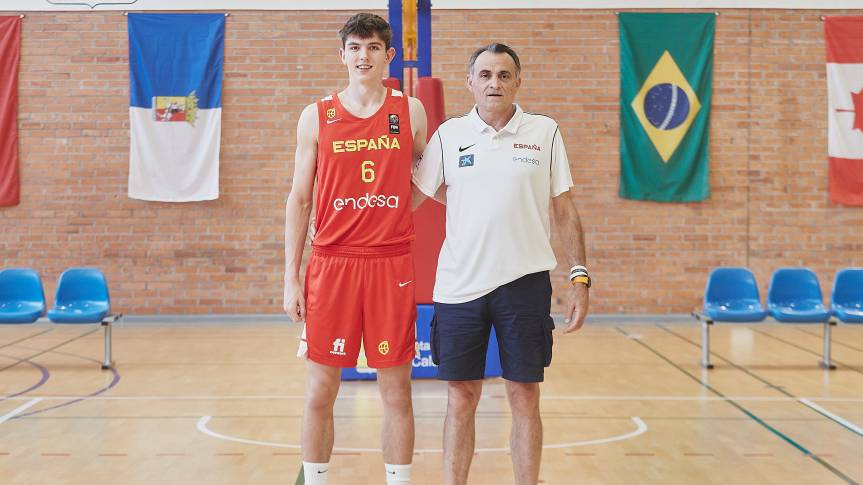 Sergio De Larrea, called up for the U19M World Cup