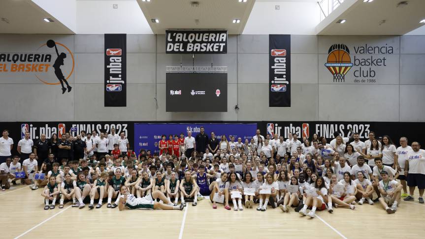 Double silver medal for Valencia Basket in the Jr. NBA European Finals at L'Alqueria