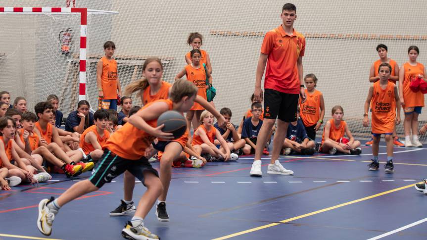 Valencia Basket Camps and Schools succeed with more than 2300 participants