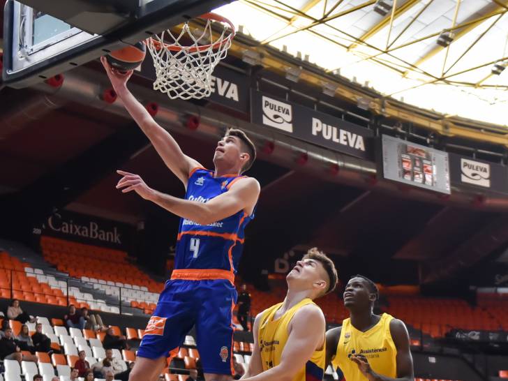 Valencia Basket finishes the ANGT in the third position after beating Barça (98-72)