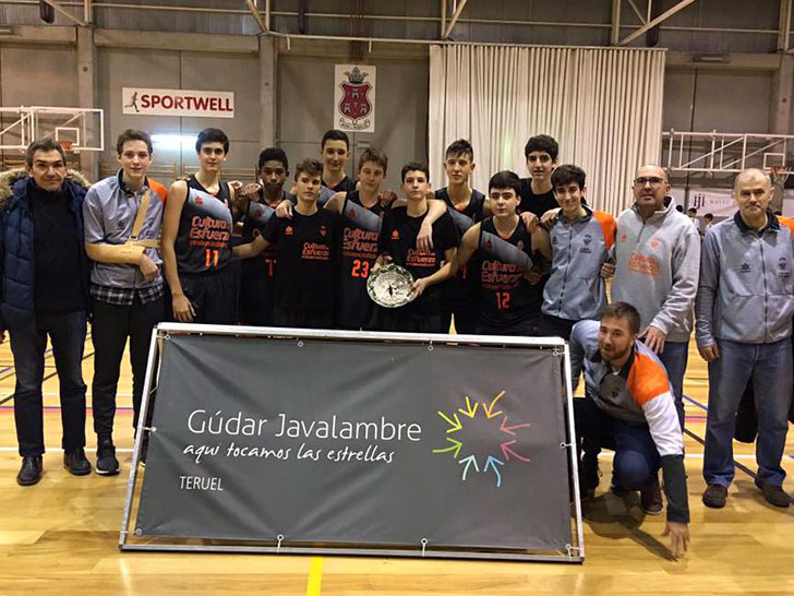 The Cadete B team of Valencia Basket in a good moment