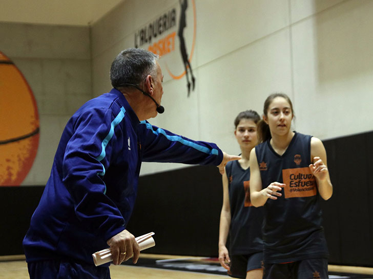 Miguel Ángel Ortega: “La formación fortalece a la ciudad y al baloncesto”