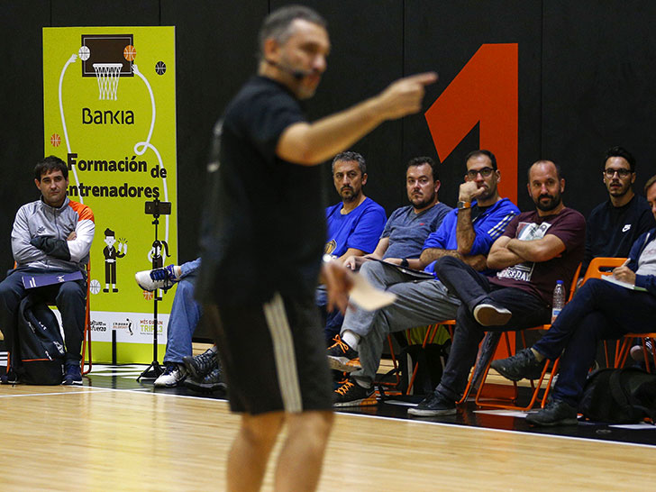 Zan Tabak in the eleventh open day for coaches