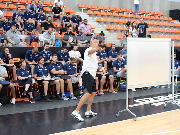 El Procoach posa el fermall en L’Alqueria del Basket amb molt bones sensacions