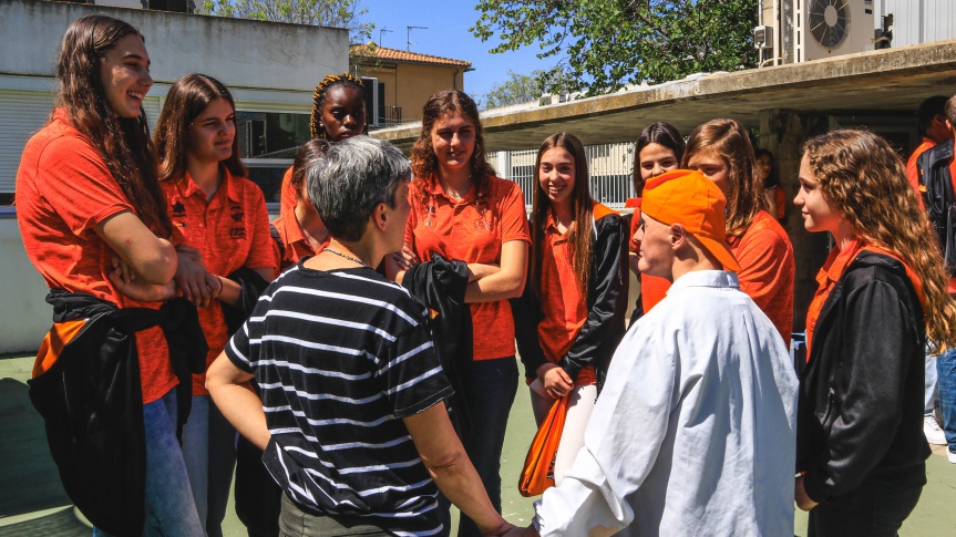 L'Alqueria del Basket players visit Aspromivise occupational center