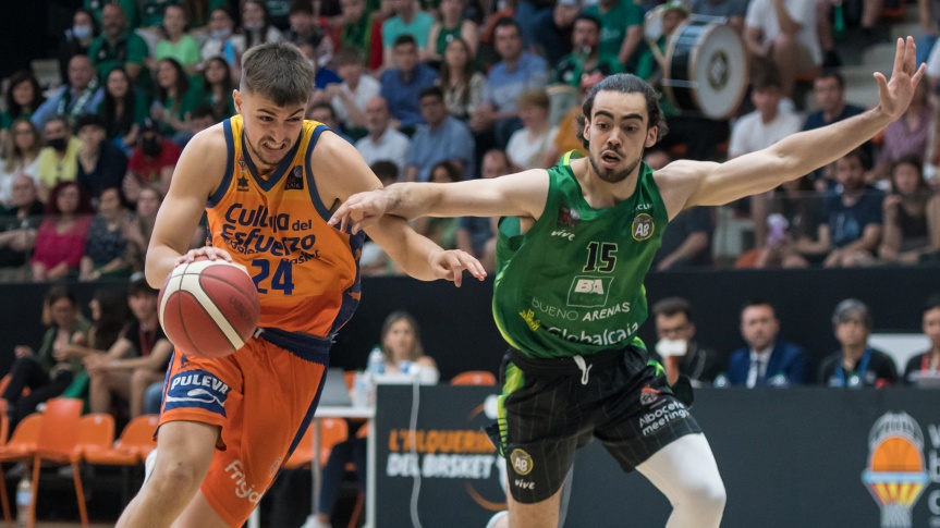 Win in L'Alqueria and +1 to look for the ticket to LEB Oro in Albacete (71-70)