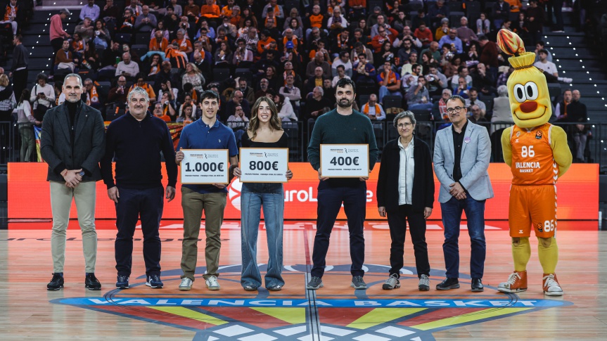 Award ceremony for the L'Alqueria del Basket Basketball Chair