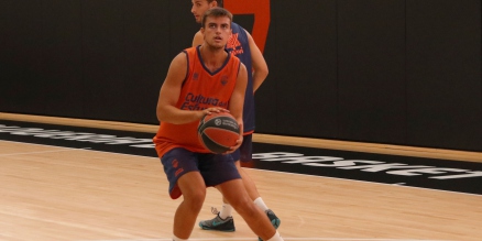 Slide-3 Valencia Basket training stages